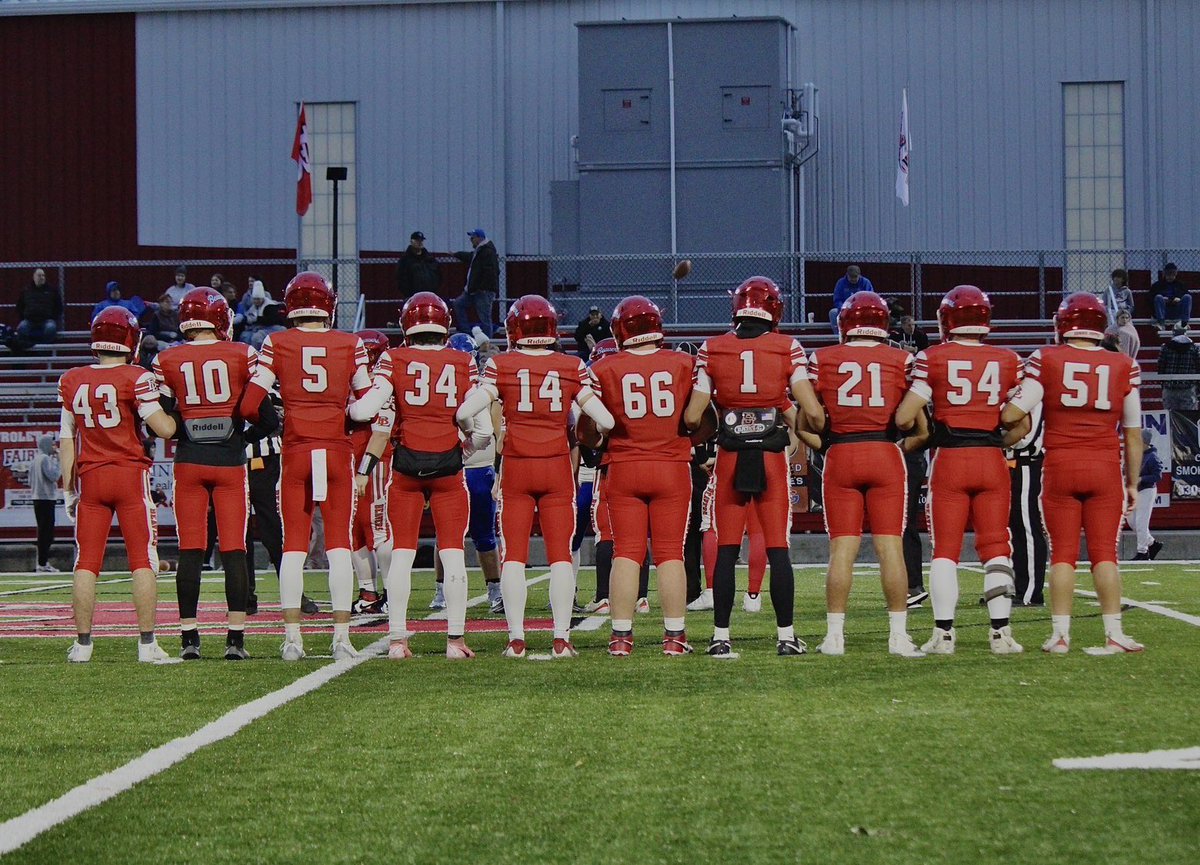 TylerPlumm's tweet image. Chapter closed. Heart full. Brothers for life. 🖤 #ThankYouFootball #AGTG