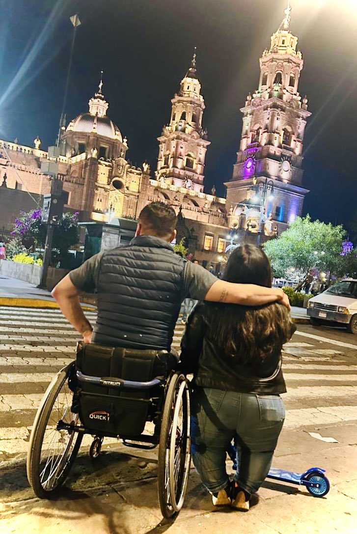 #25deOctubre

Día Mundial de las Personas de Talla Baja. 

La grandeza se mide de la Cabeza al Cielo!!! 
♿️❇️

<a href="/CabezaAlCielo/">DelaCabezaalCielo</a> #Inclusion #respeto #discapacidad