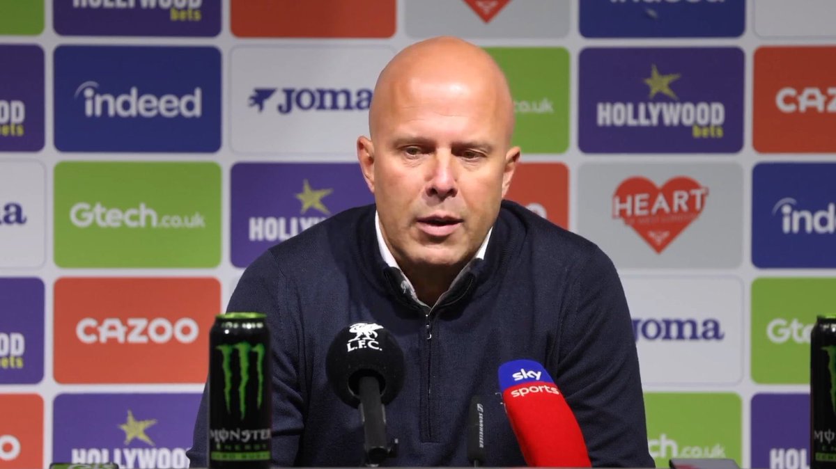 عمرو tweet media