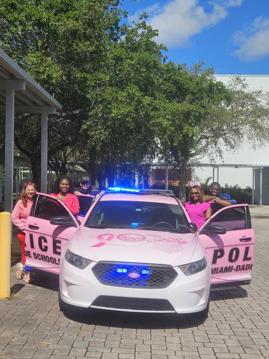 JFK Middle tweet media