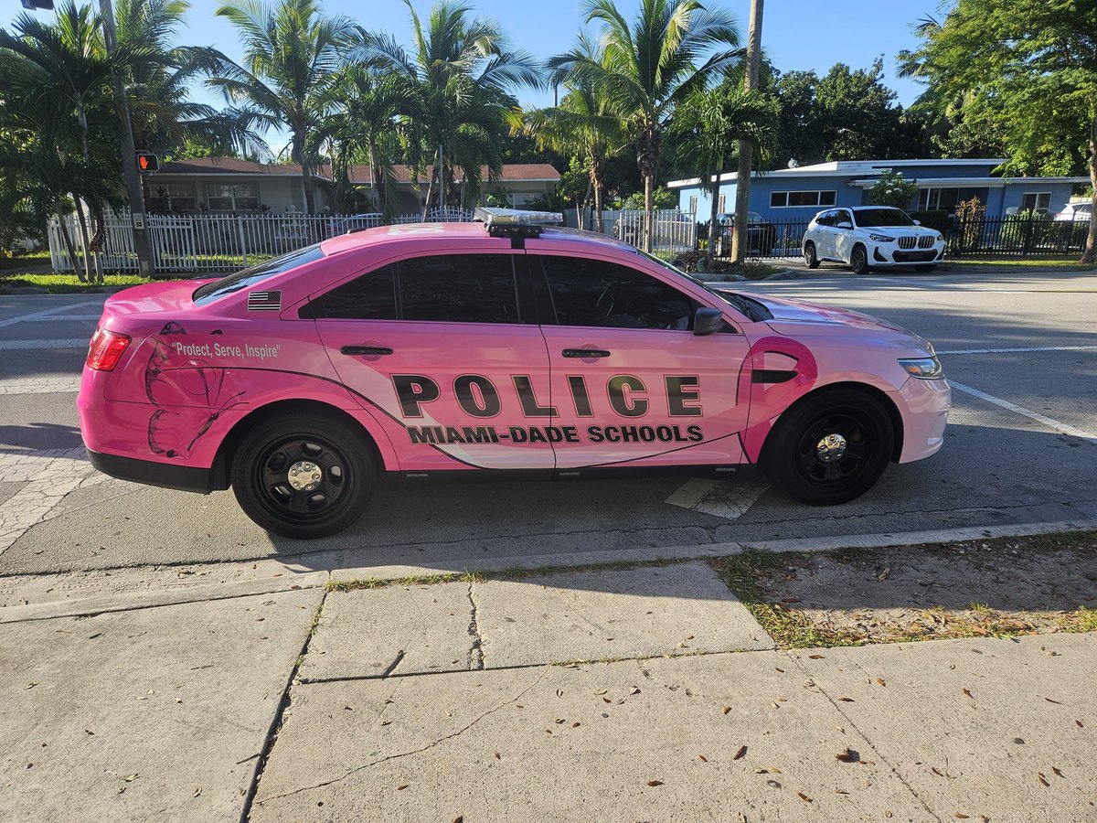 JFK Middle tweet media