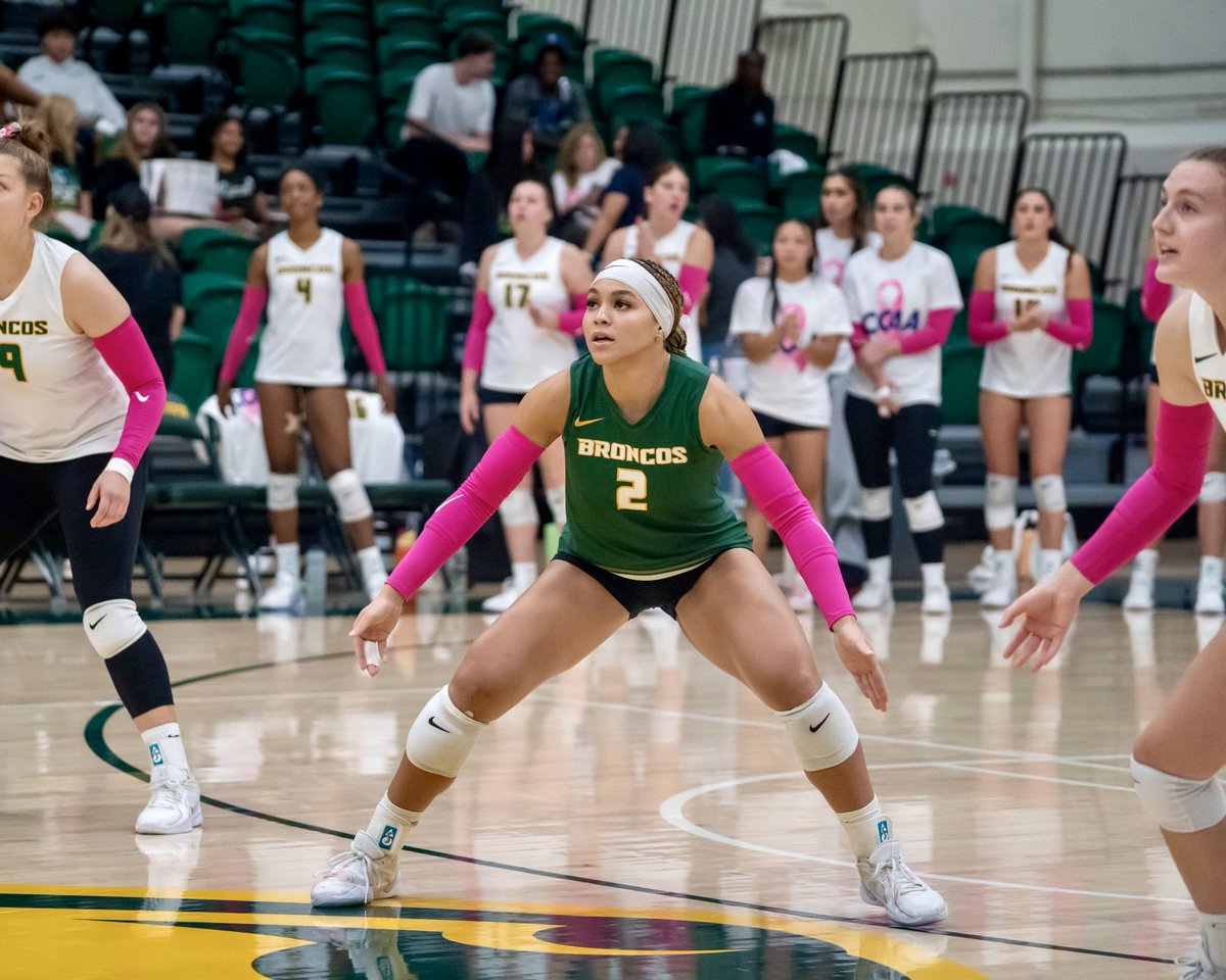 cppbroncos's tweet image. MAKE IT A DOZEN! 🔥
@cppvolleyball wins their 12th straight match with a 3-1 victory over Cal Poly Humboldt to remain perfect in conference play. Elle Walker recorded a career-high 20 kills while Kaden Young recorded a season-high 26 digs.
#WeAreCPP