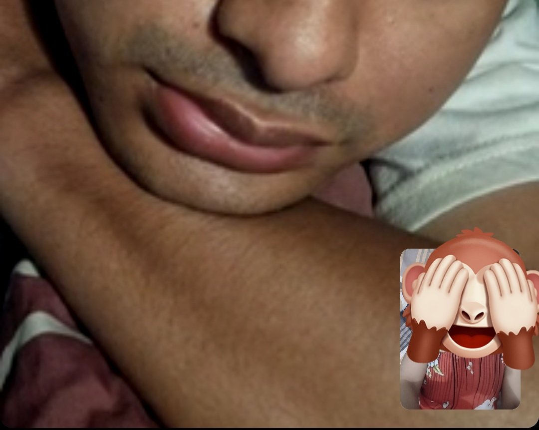 kittetime's tweet image. Pacarku kalo lagi kangen lucu bangett 😭