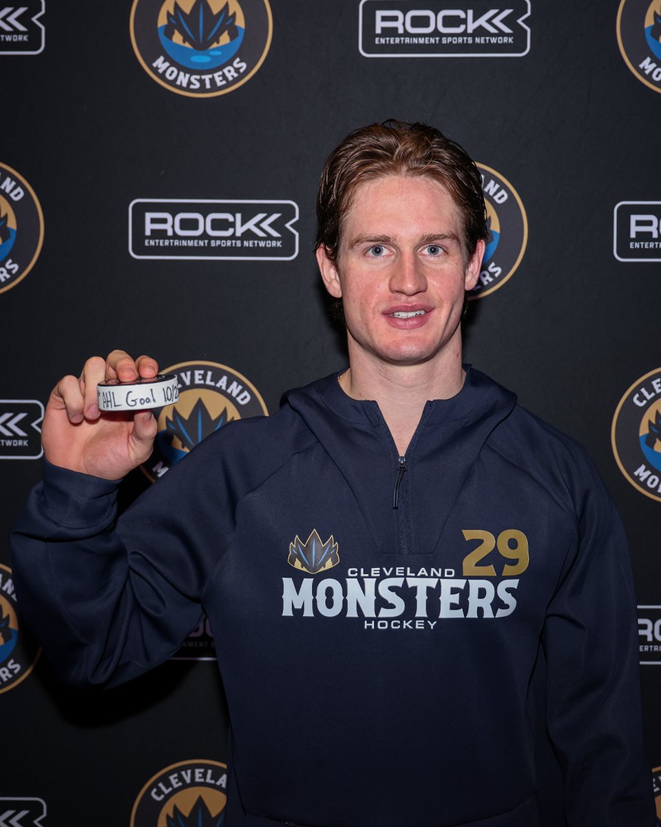 monstershockey's tweet photo. first of many for Jack Williams ☝️ 

@TheAHL | #FearTheDepths https://t.co/JLioQaJboj