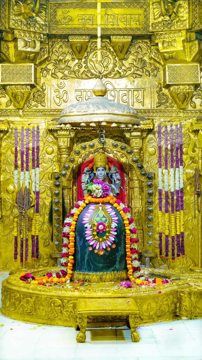 श्री सोमनाथ ज्योतिर्लिंग जी के आज के  मंगला शृंगार आरती दिव्य दर्शन 26.10.2025