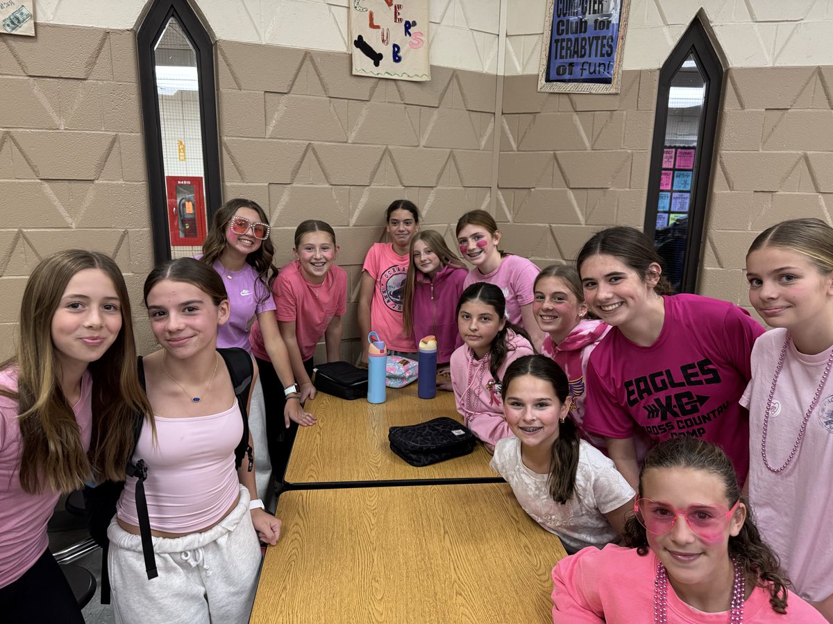 Very proud of our students and staff for supporting our school and district wide Pink Out for Breast Cancer Awareness Month!
#BreastCancerAwareness 
#BreastCancerAwarenessMonth