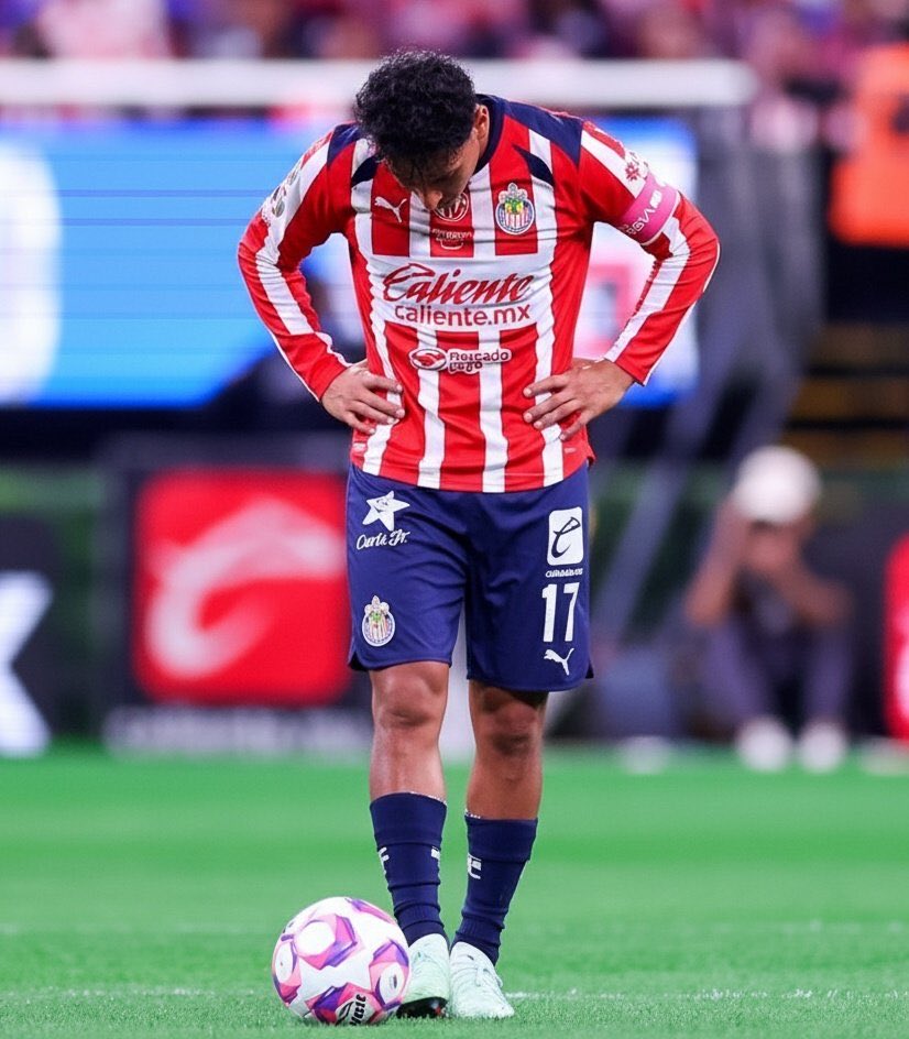 MomentosSubCDG's tweet photo. No hay ni por qué festejarle un gol a un equipo tan insignificante. 🥱 https://t.co/RznP5QntTz
