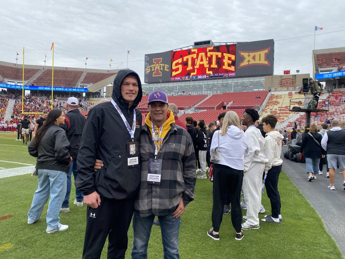 Jameson94144511's tweet image. Huge thanks to @CycloneFB for having me today! Great experience!!

@DerekHoodjer @TrentSlattenow @CoachKelley52 @ISUMattCampbell