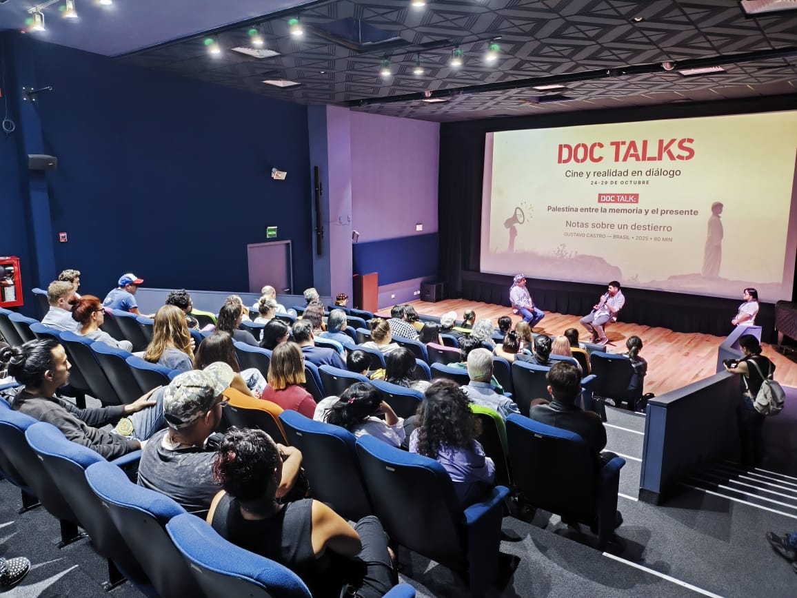 Esta noche hablamos sobre #Palestina en la Doc Talk que se armó a partir del documental «Notas sobre un destierro». Con la presencia del director Gustavo Castro y el periodista <a href="/temoris/">Témoris Grecko</a> Grecko.

Esto es #20DocsMX.