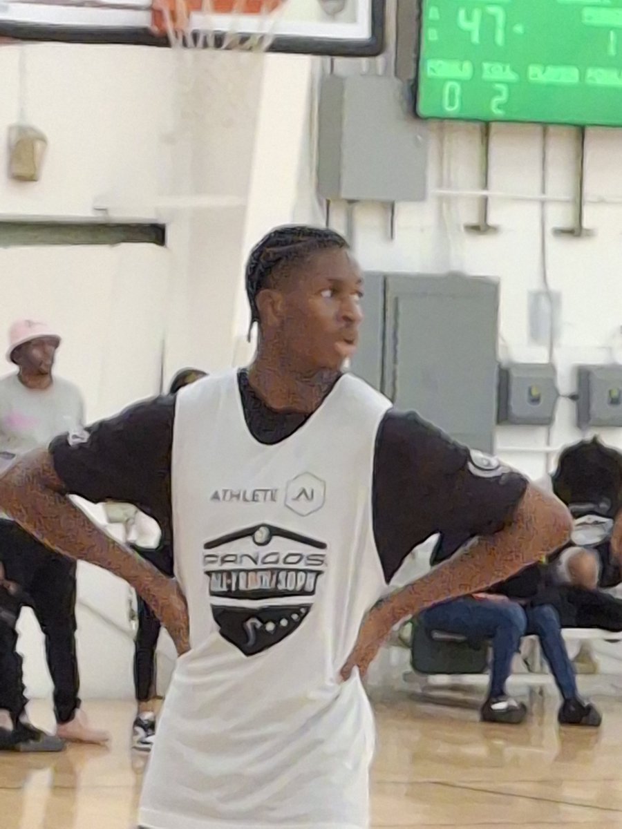 chick gillespie tweet media