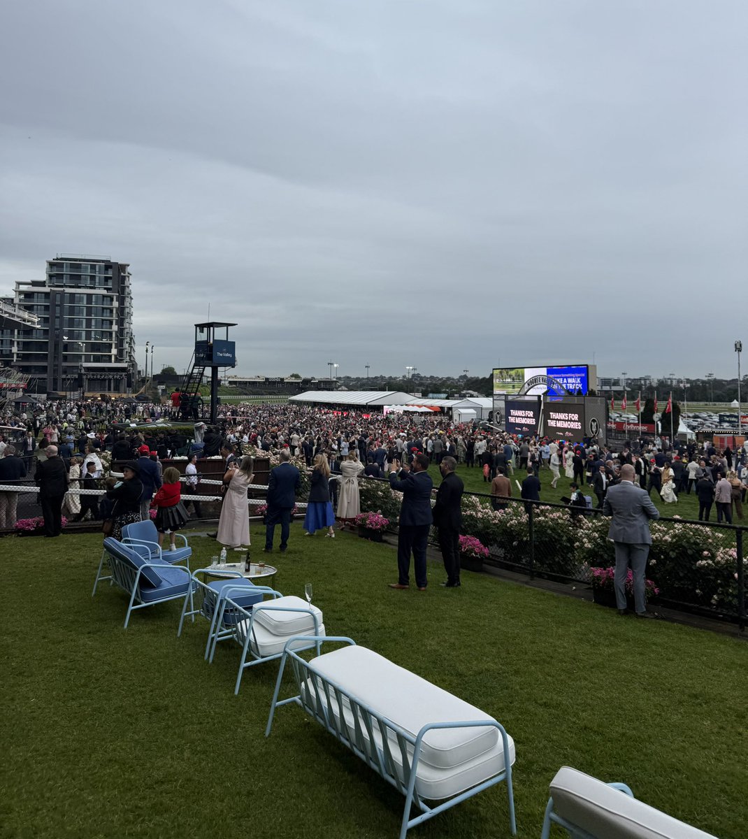 BenCaluzzi's tweet photo. An awesome send off to the old Valley we’ve come to know and love yesterday.

It will never be the same, but hopefully it can be even better in 18 months’ time.

A special congrats to my mate @bretta_j2, 4th in a Cox Plate with his warhorse Attrition - wow. A fitting finale. https://t.co/vffNoiVuOS