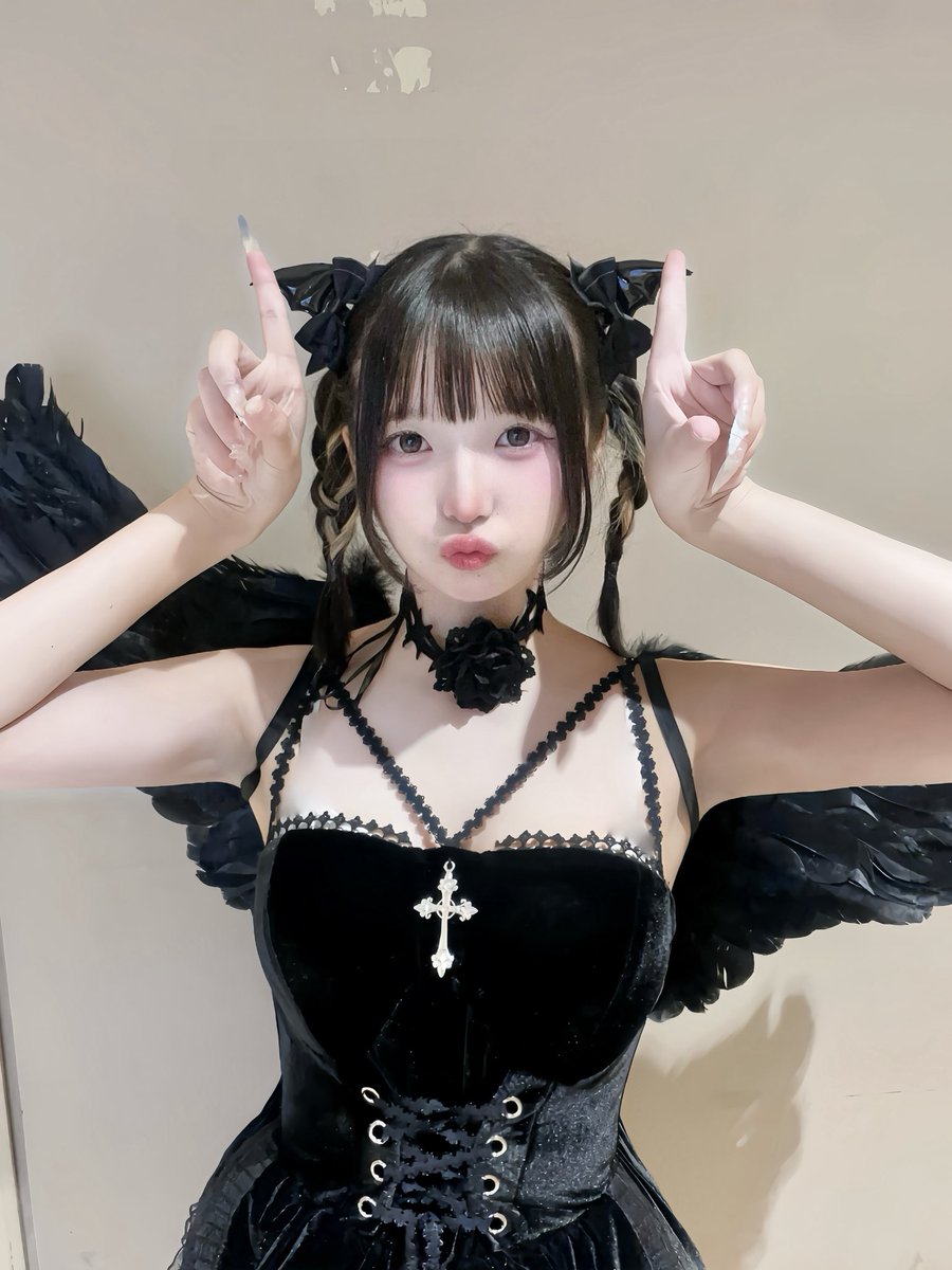 赤見かるび　新衣装フーディー / BLACK　XL 2025年最新】赤見かるび パーカーの人気アイテム - メルカリ