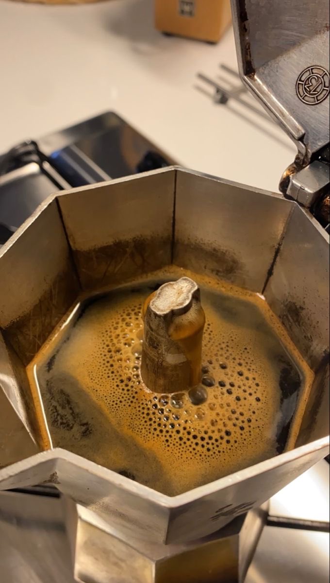 ﴿ ثم السبيل يسره ﴾ 
الأصل في كل دروب الحياة هو اليسر .
العسر طارئ وسيرحل .
قلبك المنكسر سيجبره الجبار !
طريقك المسدود سيفتحه الفتاح !
أمورك المعوجة ستستقيم !
أوجاعك المؤلمة ستُشفى !
ثق بالله فليطمئن قلبك៵!"🦋🌹..
#صباح_الخير_والسعاده