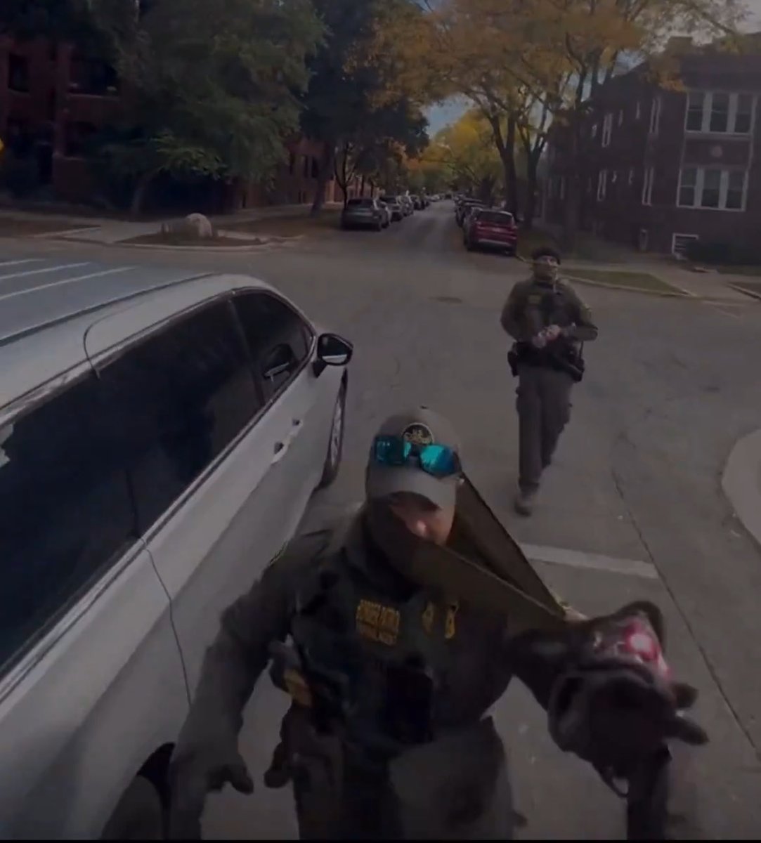 navywife_posh1's tweet image. Oooooh so she grabbed him first. 
That’s a face mask penalty.