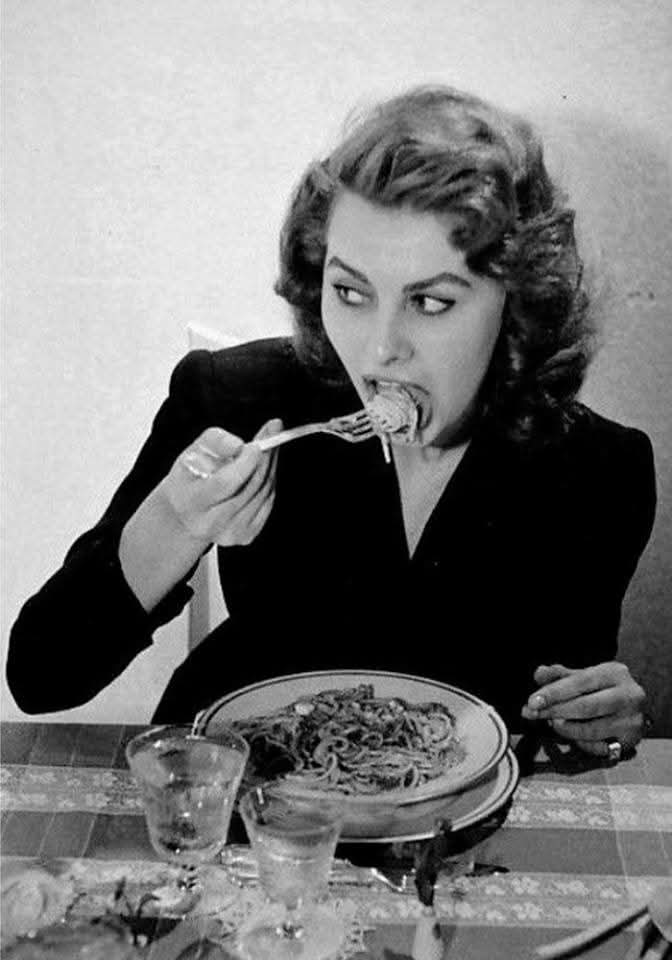 elizadoo7's tweet photo. #WorldPastaDay 🍝 https://t.co/Deohyuc64I