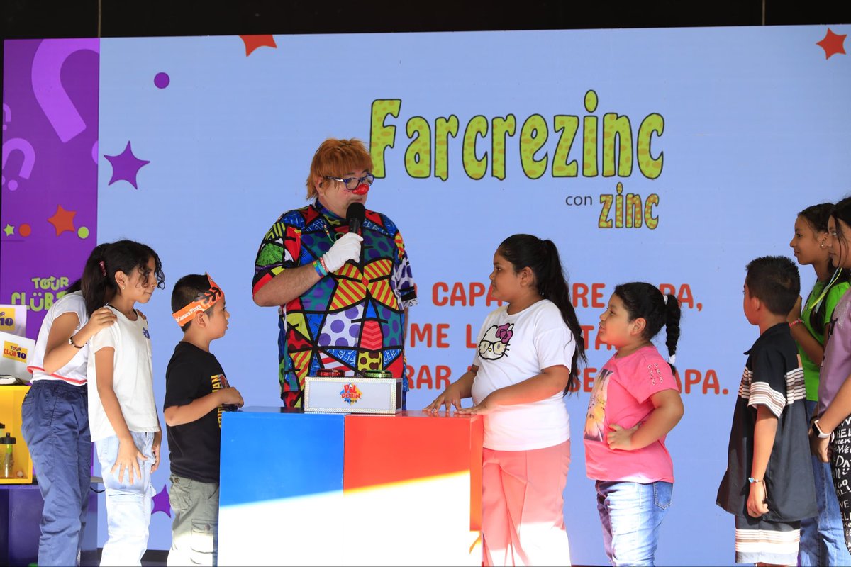 ¡#TourClub10 sigue con mucha energía desde <a href="/PlazaMundo_/">@plazamundo_</a> Apopa junto a <a href="/pildorines/">Pildorin el Payaso</a> El Payaso!🤩

Las familias disfrutan de un ambiente lleno de diversión, sorpresas y sonrisas que contagian a todos.🎈