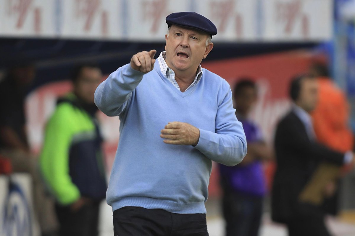 BlanquiazulesMX's tweet image. ¡Descanse en paz, profesor! 🕊️

Manuel Lapuente ha fallecido este sábado 25 de octubre a la edad de 81 años después de dejar un legado imborrable en el corazón del Club Puebla y el fútbol mexicano. 

Gracias, Manuel Lapuente Díaz... QEPD

#SomosBlanquiazules