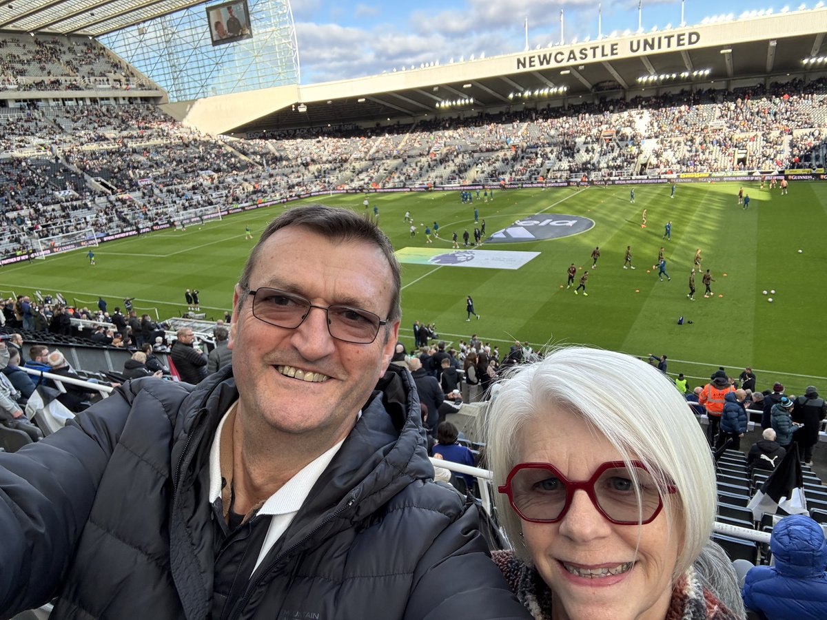 Toontone100's tweet image. #nufc A 9 hour round trip but what a day ! 👏👏👍
