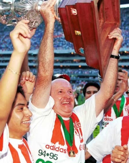 Gracias por tanto Manolo !! Vuela alto 🕊️ ⚡