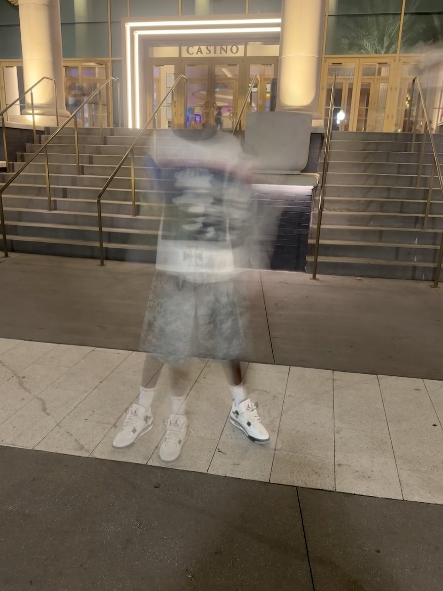 1khi5ive's tweet image. 🌧️