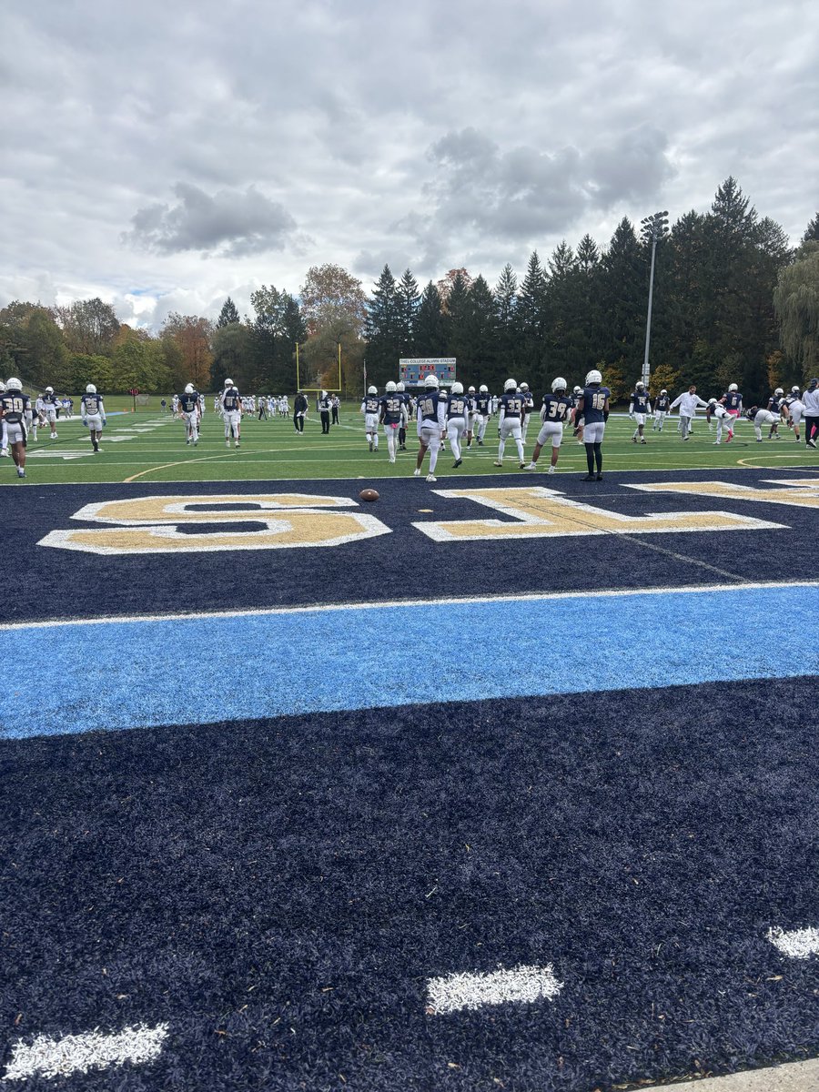 Ryan_Benoit67's tweet photo. Thank you @CoachPolis for the game day invitation. I had a great time seeing campus and @Thiel_FB game day atmosphere! @GMFootball_ @CoachBrown_GM @CoachMcCormick_ https://t.co/TP5B0JqT7M
