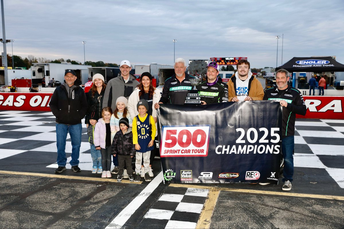 500SprintTour's tweet photo. - Two wins (Anderson 1, Salem)
- Top-five finishes in all but one race 

@DakodaArmstrong is the 2025 500 Sprint Car Tour champion 🏆

📸: Rick Kimball https://t.co/AVkTf4ZLvs