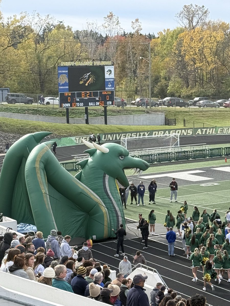 Had a great visit <a href="/TUDragonFB/">Tiffin University Football</a> big thanks to <a href="/CoachJackson97/">Coach Jackson</a> and <a href="/Coach_Ekkens/">Brett Ekkens</a> for the invitation. Had a great time watching some competitive football!
<a href="/Kstaff07/">kstaff</a> <a href="/olibfb/">Olentangy Liberty Football Recruiting</a> <a href="/PrepRedzone/">Prep Redzone 🏈</a> <a href="/270Gridiron/">270 Gridiron 🏈</a> <a href="/BlackiePreps/">Steve Blackledge</a>