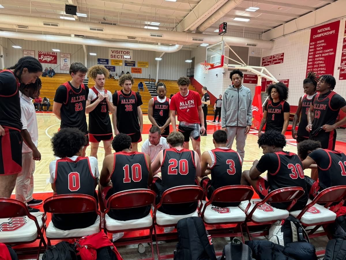 Coach_Nee's tweet image. Had a great day at Coffeyville!! Really competed!!