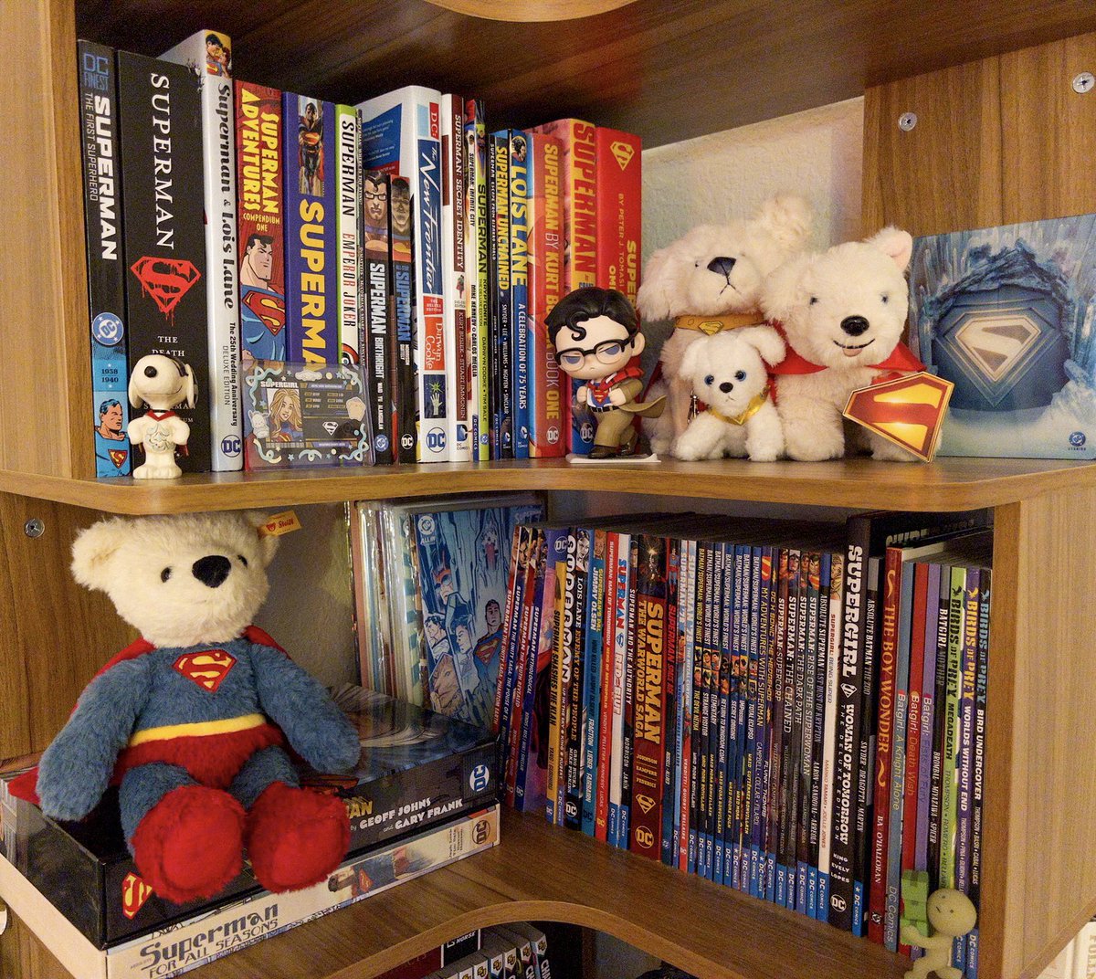 comic shelves update