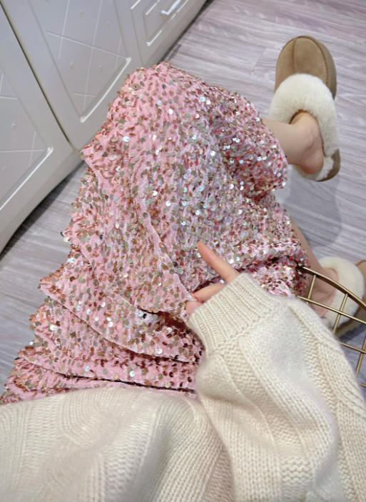 videothebest's tweet photo. Wearing pretty clothes makes me look so gentle ✨ Let's go have a beautiful meal!
 #Gentle and Elegant Outfit #Wear Pretty Clothes Every Day #Spring Blossoms Gentle Outfit #Have a Beautiful Meal #Fairy Outfit #Cashmere Sweater #Gentle Outfit #Who Doesn't Love https://t.co/FEdmOQIbfY