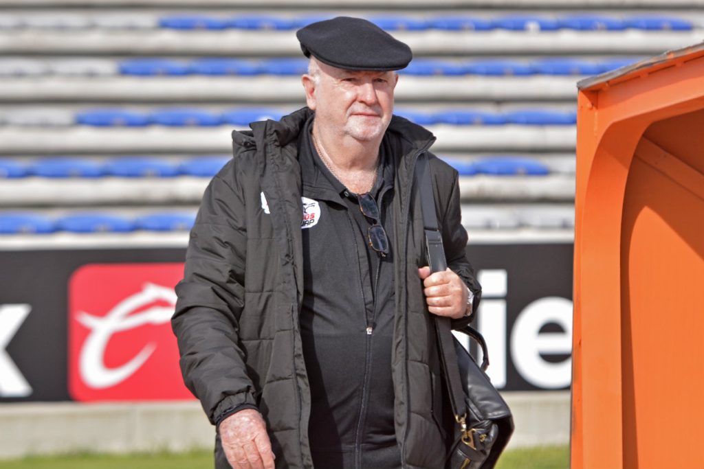 sintesisweb's tweet image. #UltimaHora La tarde de este sábado, falleció el exfutbolista y ex técnico del #Puebla, Manuel #Lapuente a los 81 años.