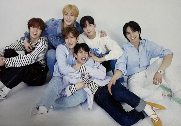 zaki_mint's tweet photo. I vote for #ASTRO on #2025MAMAVOTE
@MnetMAMA

🗳️アプリMnet Plus投票90% + SNS投票10%反映(タグ付きポストもリポストも1票） https://t.co/Jo9tgr9CDx