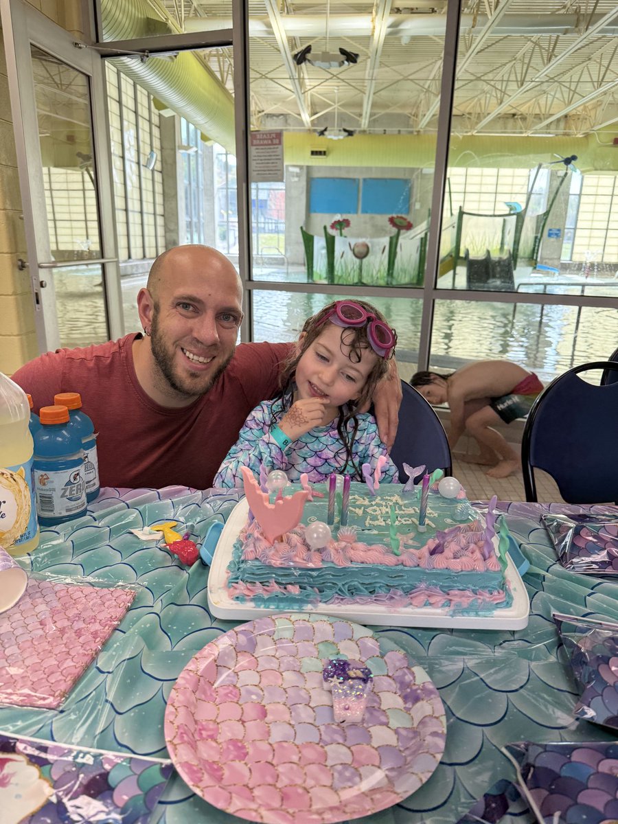 Stephen Decker tweet media