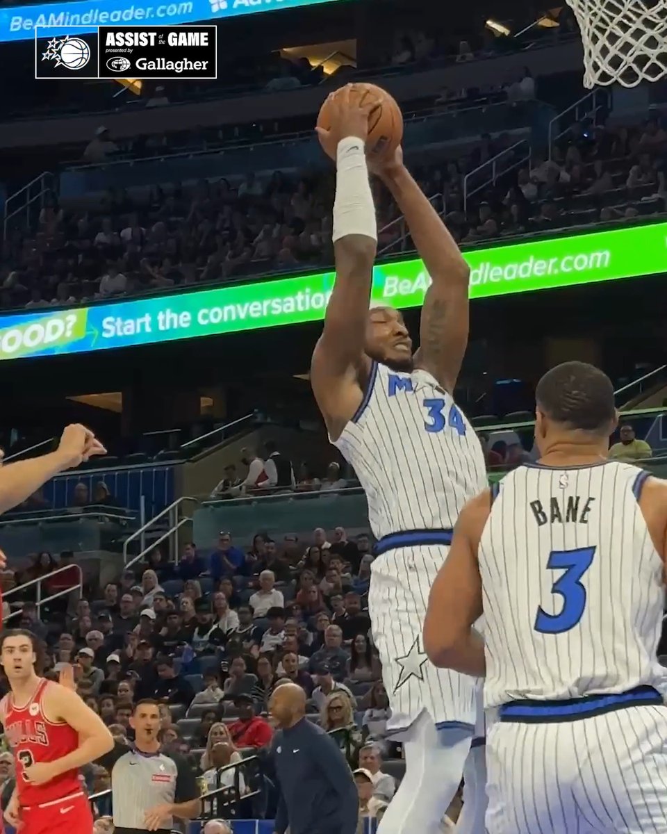 Desmond Bane with the dime to Franz Wagner 🔥