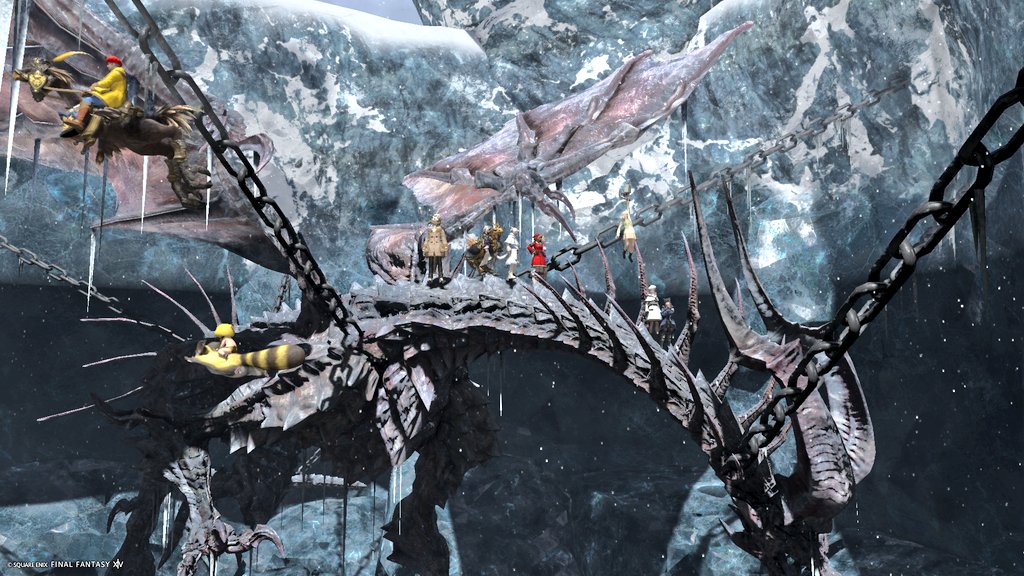 おはよです🐈‍⬛ ͗
昨夜はLSのみんなとクルザスのオーロラ鑑賞会*ˊᵕˋ*
オーロラ出る時はドキドキするし感動しますね✨
その後の観光ツアーも楽しかった！
クリオネとか鎖に繋がれたドラゴンとか氷漬けのマンモスとか、あるの全然知らなかった😳
散策楽しいね🎶  #FF14