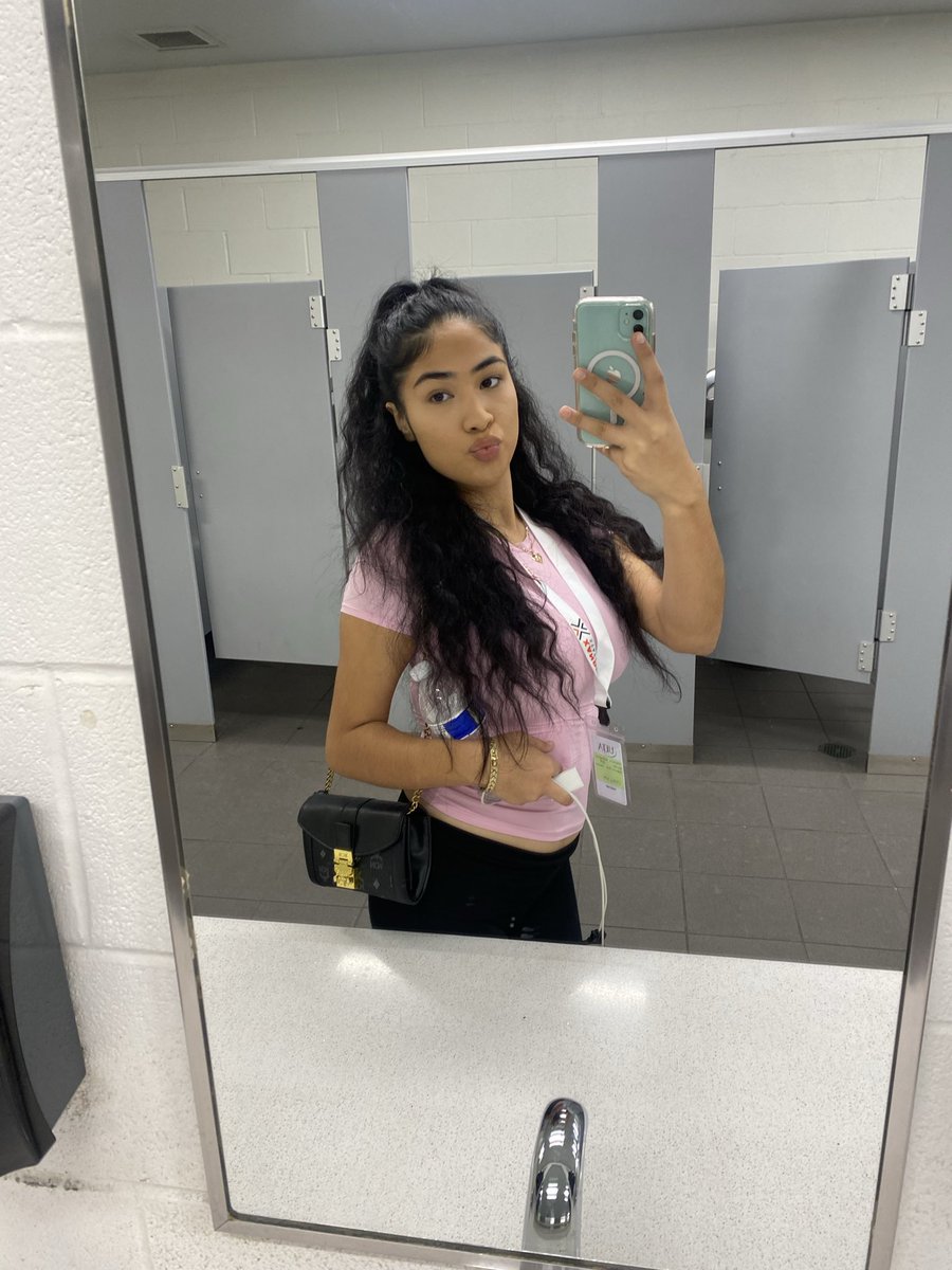 dassbby tweet media