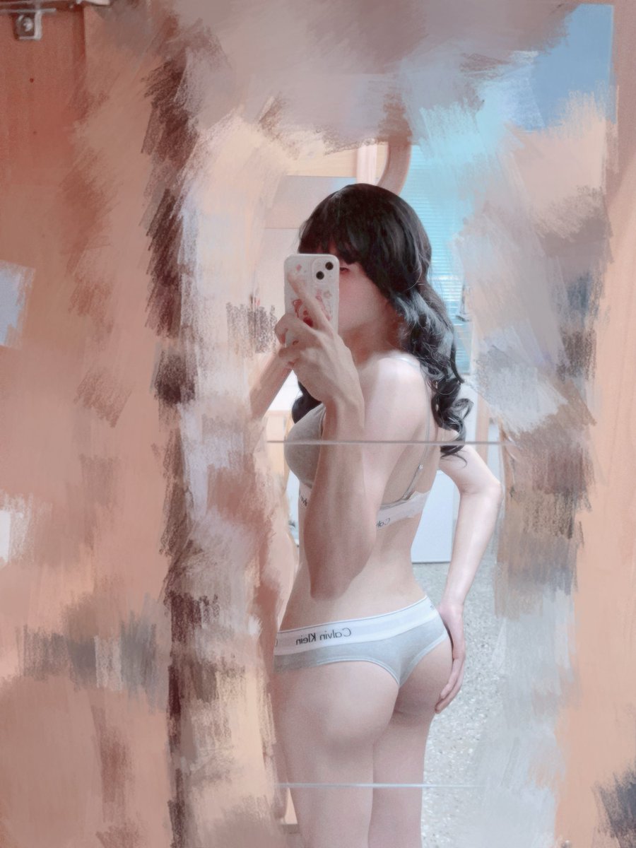 終於考完期中考了😮‍💨
穿CK犒賞自己💕

分享一下吧🥺慰勞我的辛苦

#偽娘 #女装男子 #男の娘ᅠ