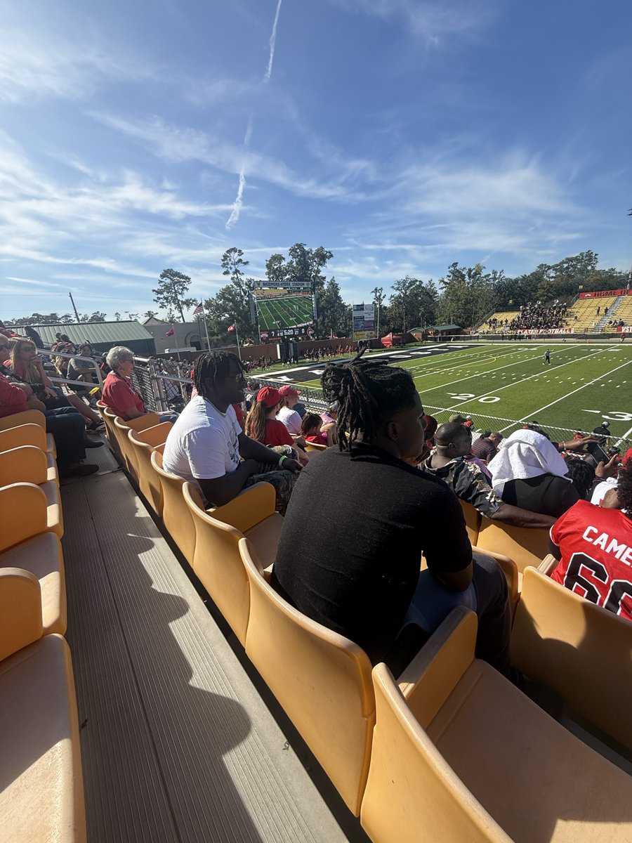 FitzgeraldCanes's tweet photo. @backfieldbaby51 &amp; @TysonKing15_  enjoying the W. Thanks @VState_Football for your hospitality https://t.co/rbTm0ybfKd