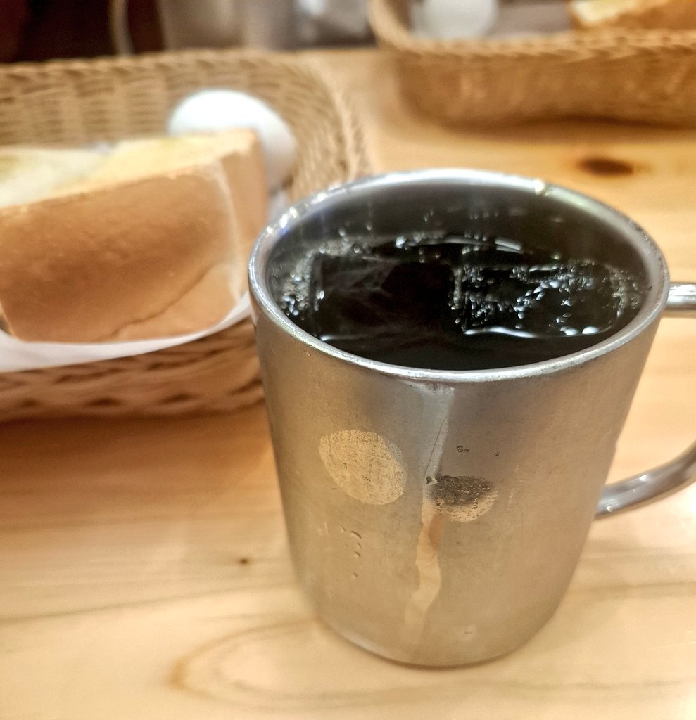 早めに三重着いてコメダでモーニング