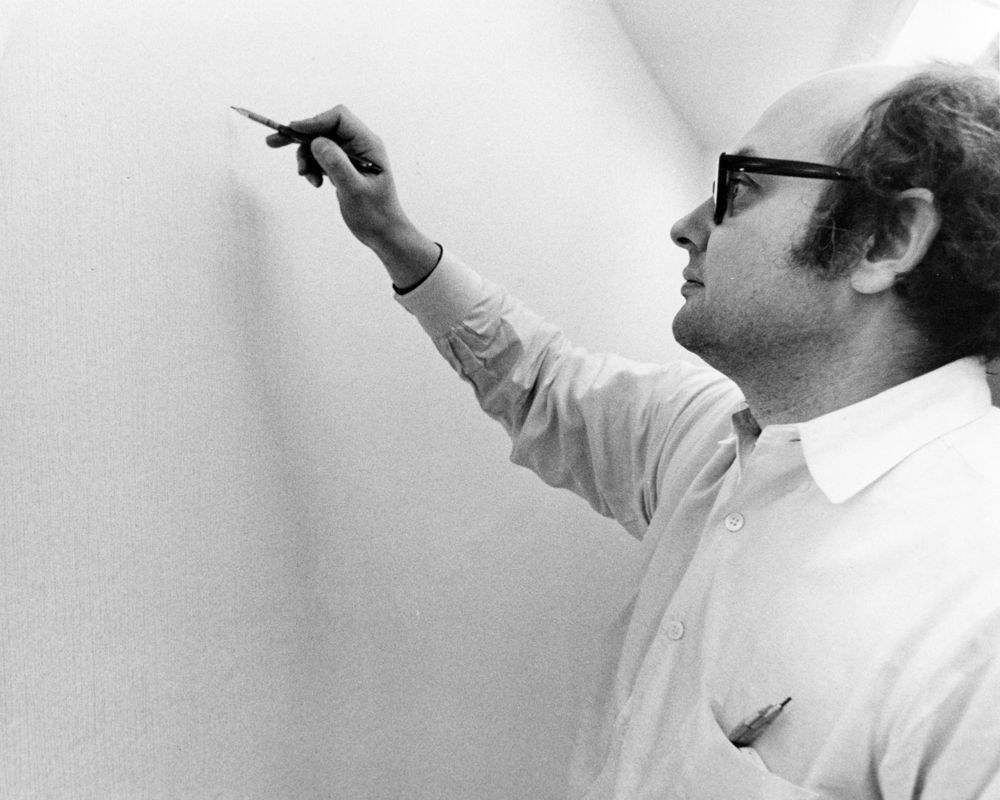 TokyoArtBeat_JP's tweet photo. 「ソル・ルウィット オープン・ストラクチャー」が東京都現代美術館で12月開催。
https://t.co/fSN3S4ZW86

20世紀後半を代表するアーティストの日本の公立美術館初個展
会期は12月25日〜2026年4月2日 https://t.co/QOpn7shRXQ