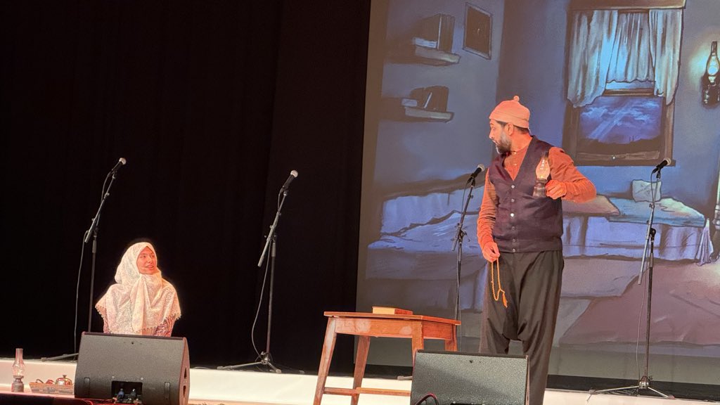 'After the Reunion' New Jersey has started.
At the opening, Hocaefendi's completion of recitation of the Quran at the age of 4 was performed.
The hall for 1500 people is full, and many people are watching while standing.

VuslatınArdından
#FethullahGulen
#Hizmetmovement