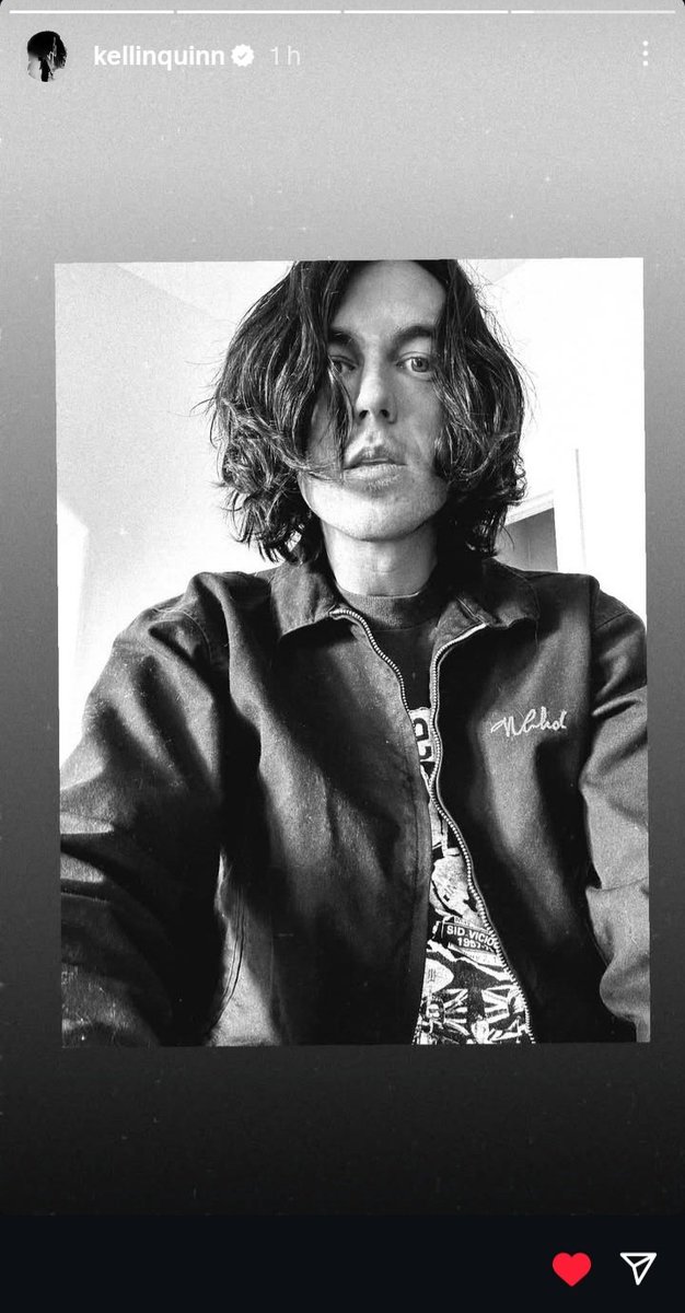 Eu acho que vi um gatinho 🐈‍⬛

Kellin Quinn || Instagram storys.