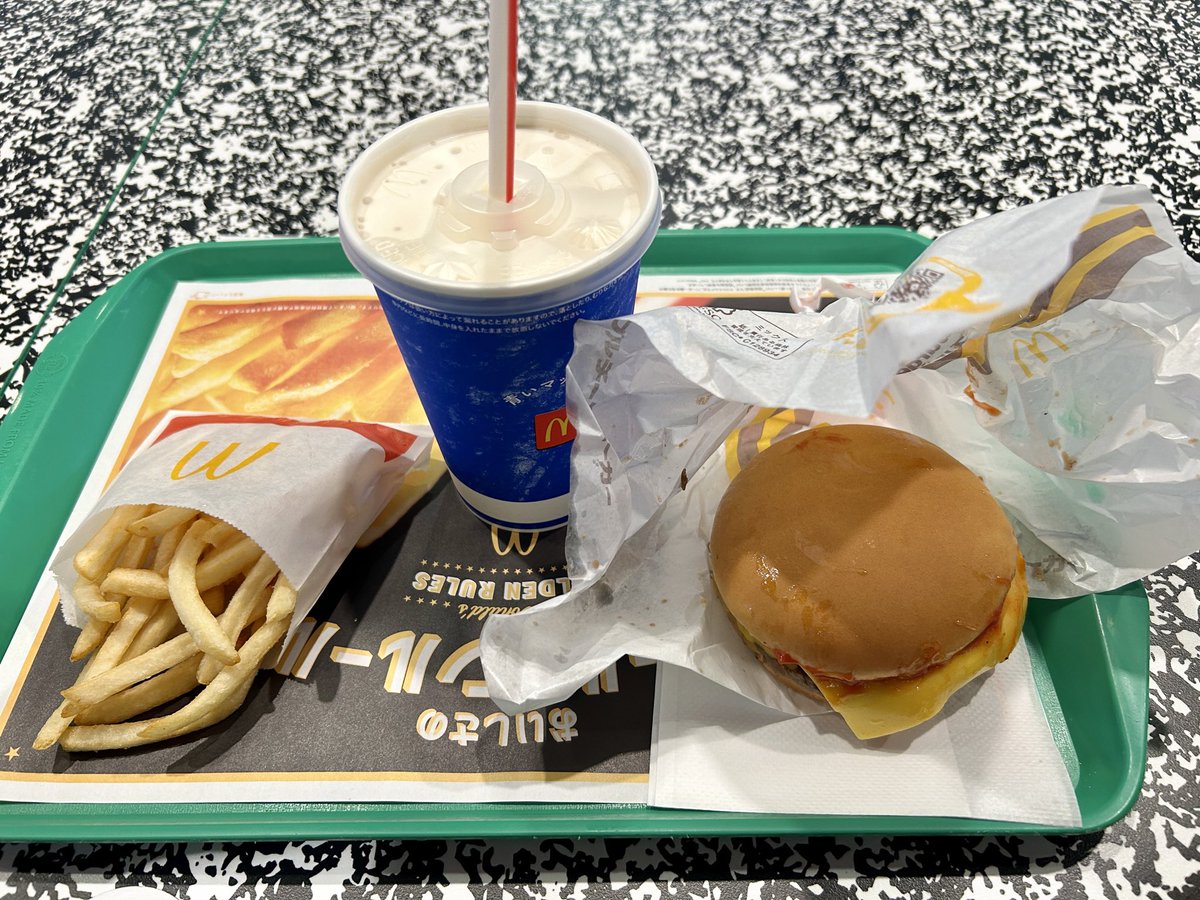 専用ページ　マクドナルドランド 🇺🇸 Limited-Time Offer✨ McDonald's Land Meal] Get this set