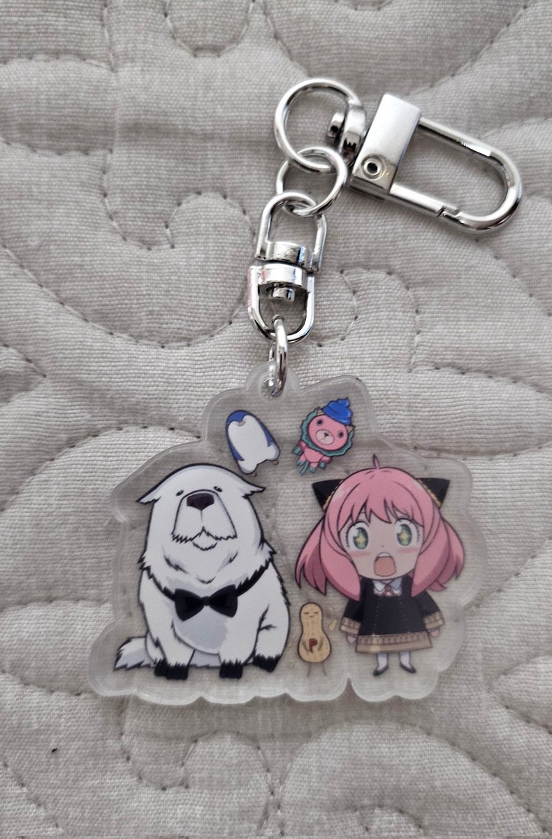 #스파이패밀리코드
열쇠고리 제작
직접 그림 그려서 만들기