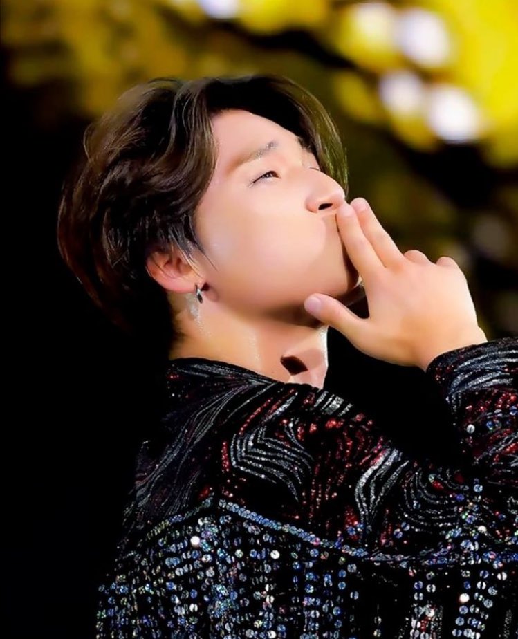 Daesungiiiiii's tweet photo. I vote #DAESUNG for #2025MAMAVOTE https://t.co/2WBe6BmvwU