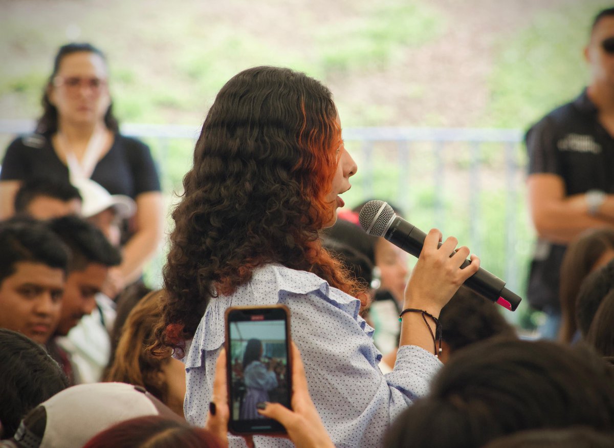 NJuarez_SEPI's tweet photo. Hoy acompañe a la Jefa de Gobierno @ClaraBrugadaM al Encuentro "Cosecha de Ideas,Juventudes Autogestivas  para la Transformación", que gran diálogo entre los jóvenes y la JdG, un modelo lleno de participación e innovación.
Felicidades a @InjuveCDMX @FuenteMarce https://t.co/pGe0A7W8od