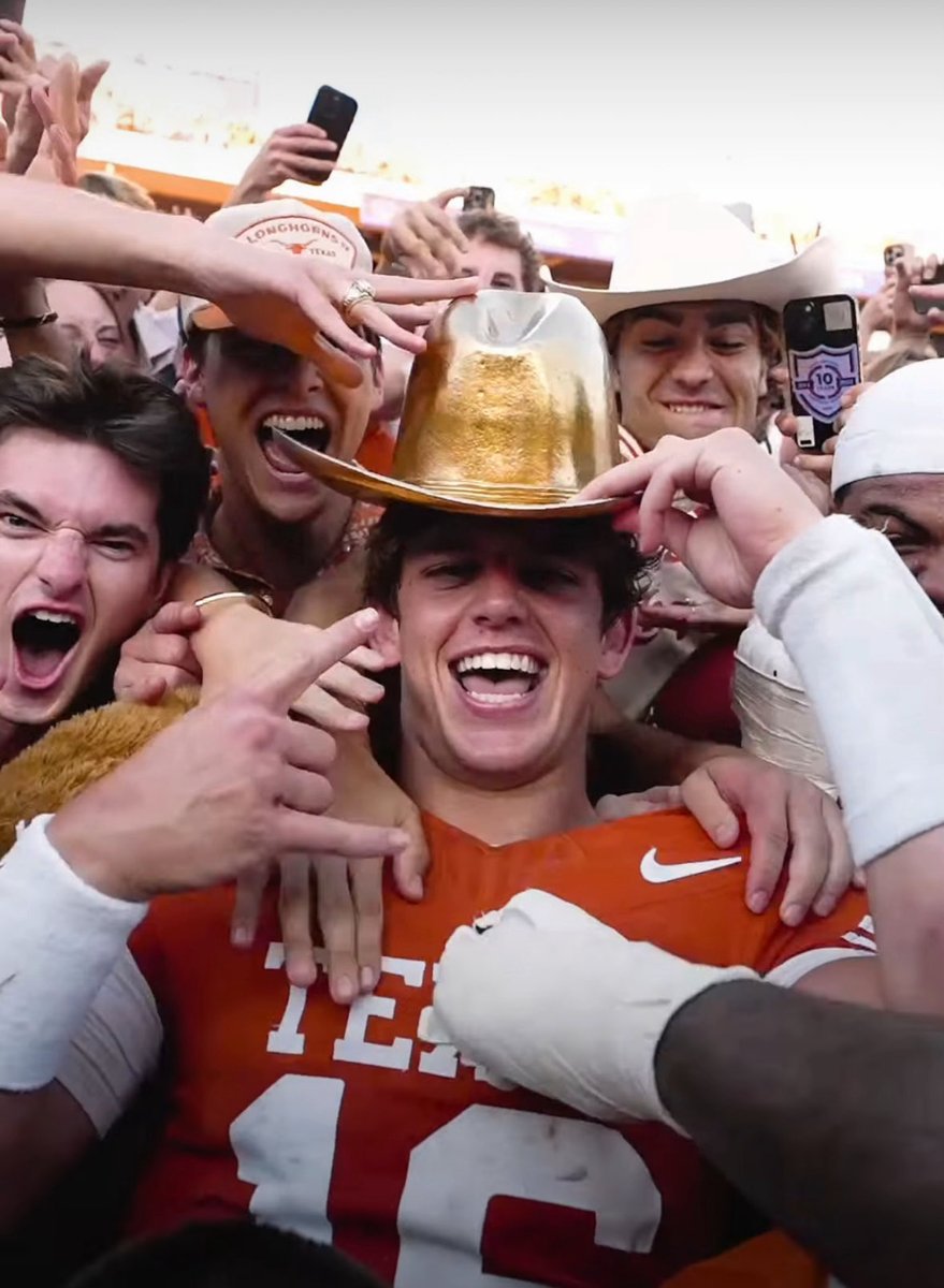 John🤡 tweet media