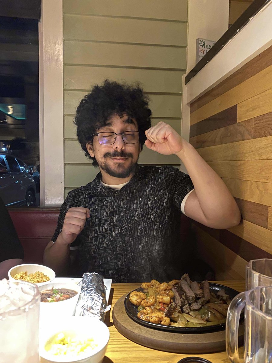When the fajitas come out sizzlin