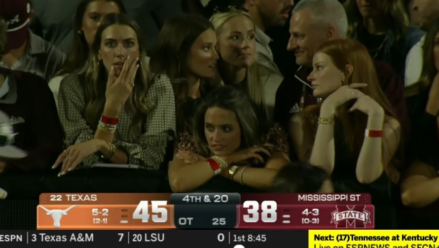 RedditCFB tweet media