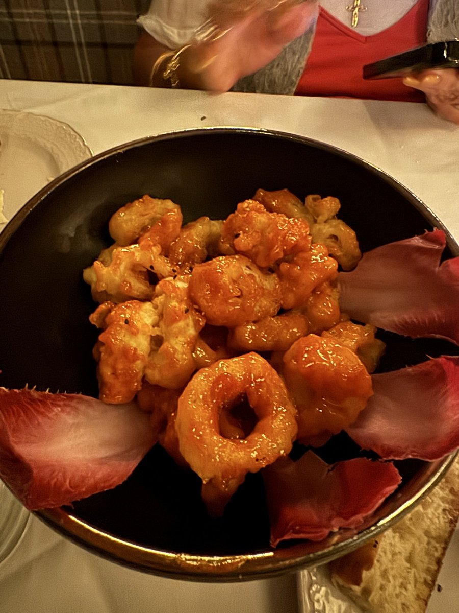 FadeN2Gaming's tweet image. My amazing mother and I traveling to Philadelphia tomorrow to see #Eagles game! Made pit stop at Joey Chops restaurant for Saturday night #crushmode #thisistheway  #food #Foodie